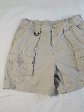 Men's Columbia Cargo Outdoor Canvas Shorts size M 7L (small flaw)